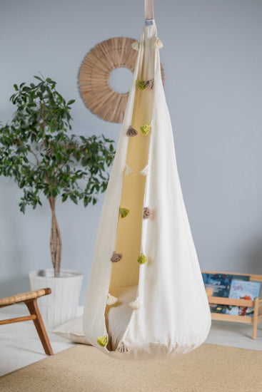 Cocoon Hammock "Cream Tassel"