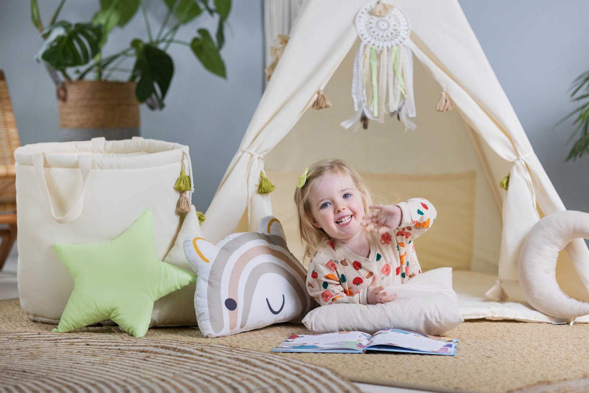 Teepee Tent Set - Creamy Tassel