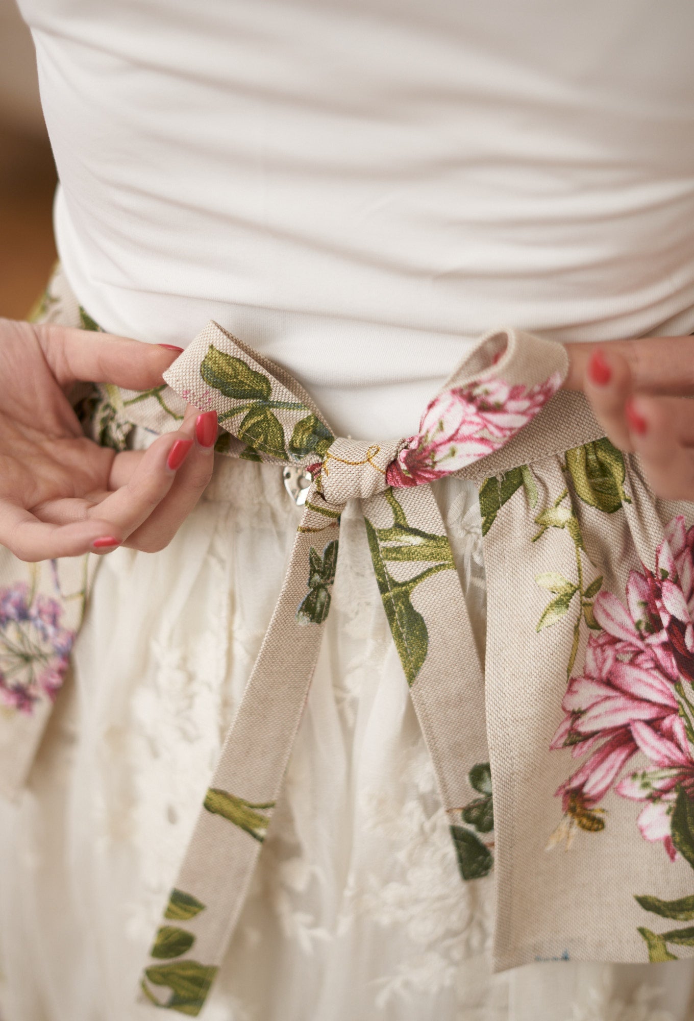 Ladies Half Apron with Ruffles and Pocket - Botanico