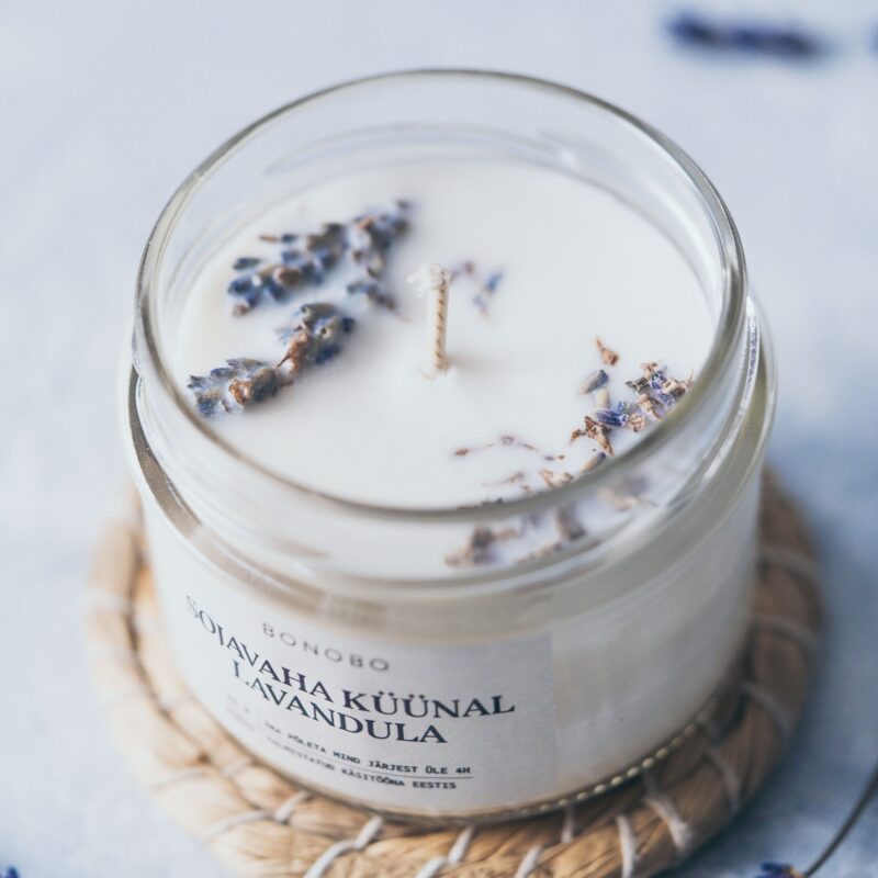 Scented Candle Lavandula - M (40h)