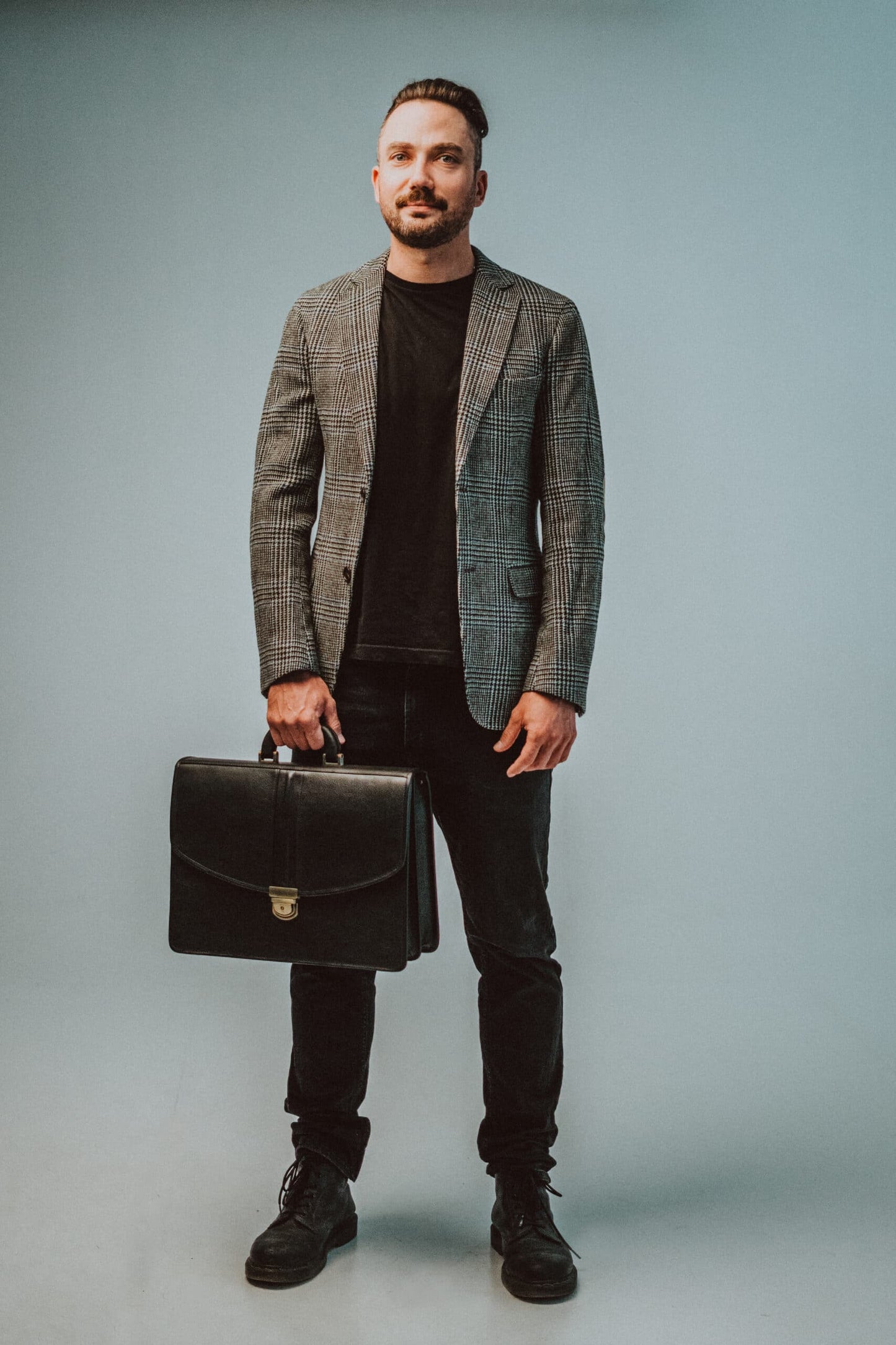 Leather Briefcase No. 99 - Black