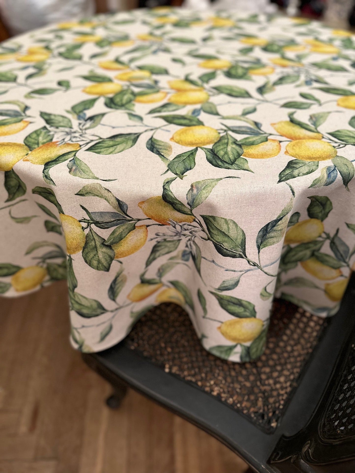 Round Tablecloth - Lemon Linen