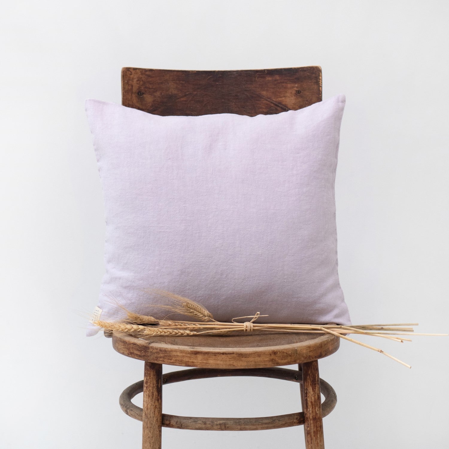 Linen Tales Cushion Cover