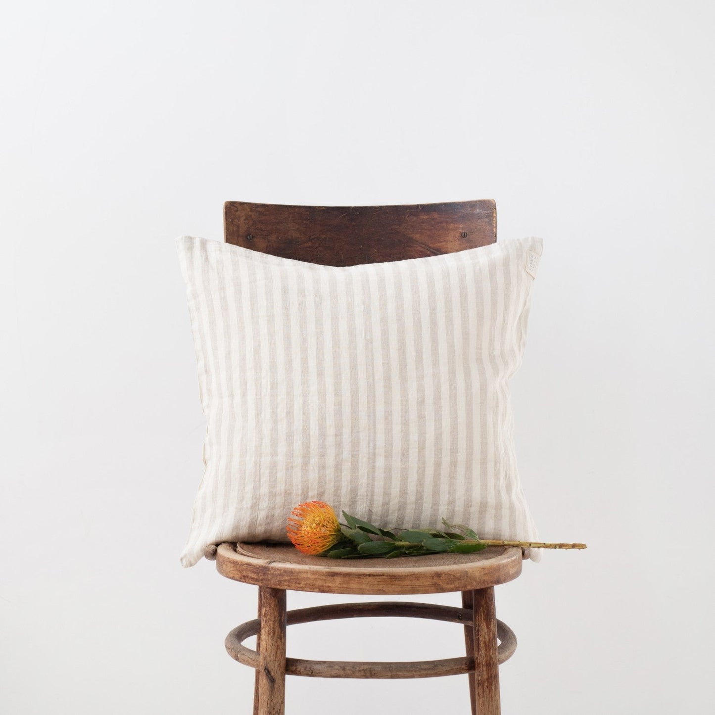 Linen Tales Cushion Cover