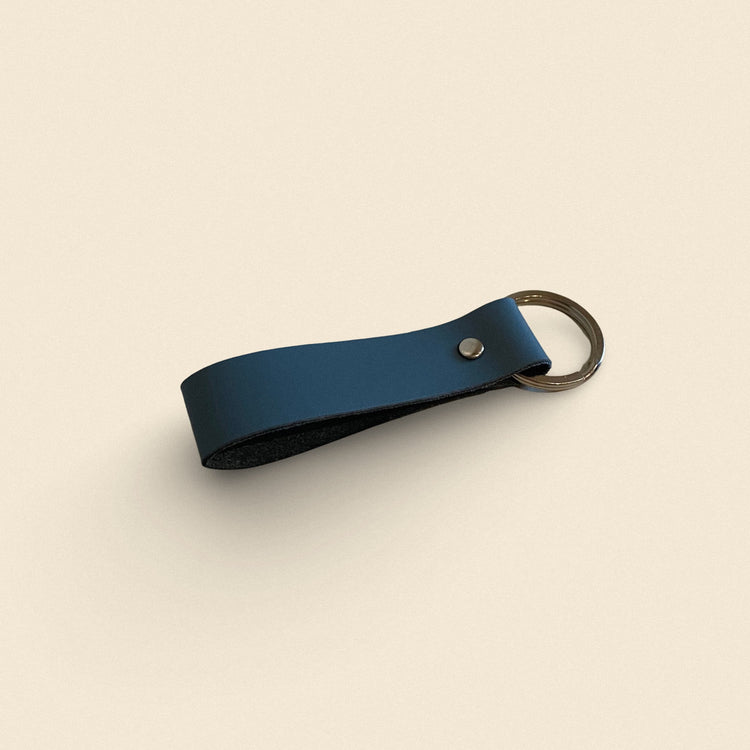 Handmade Leather Keychain - Classic Loop