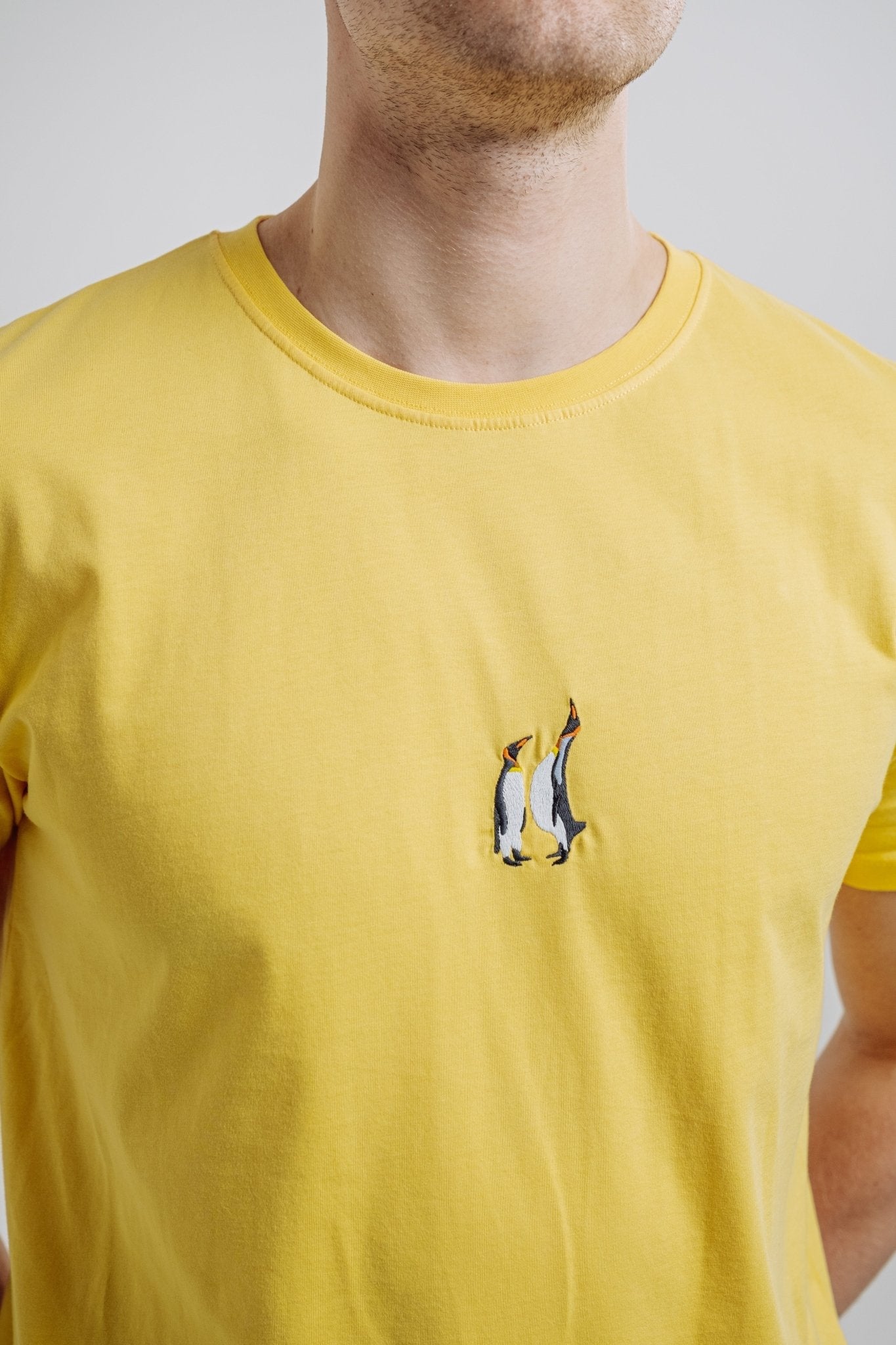 Emperor Penguin T-shirt - Yellow